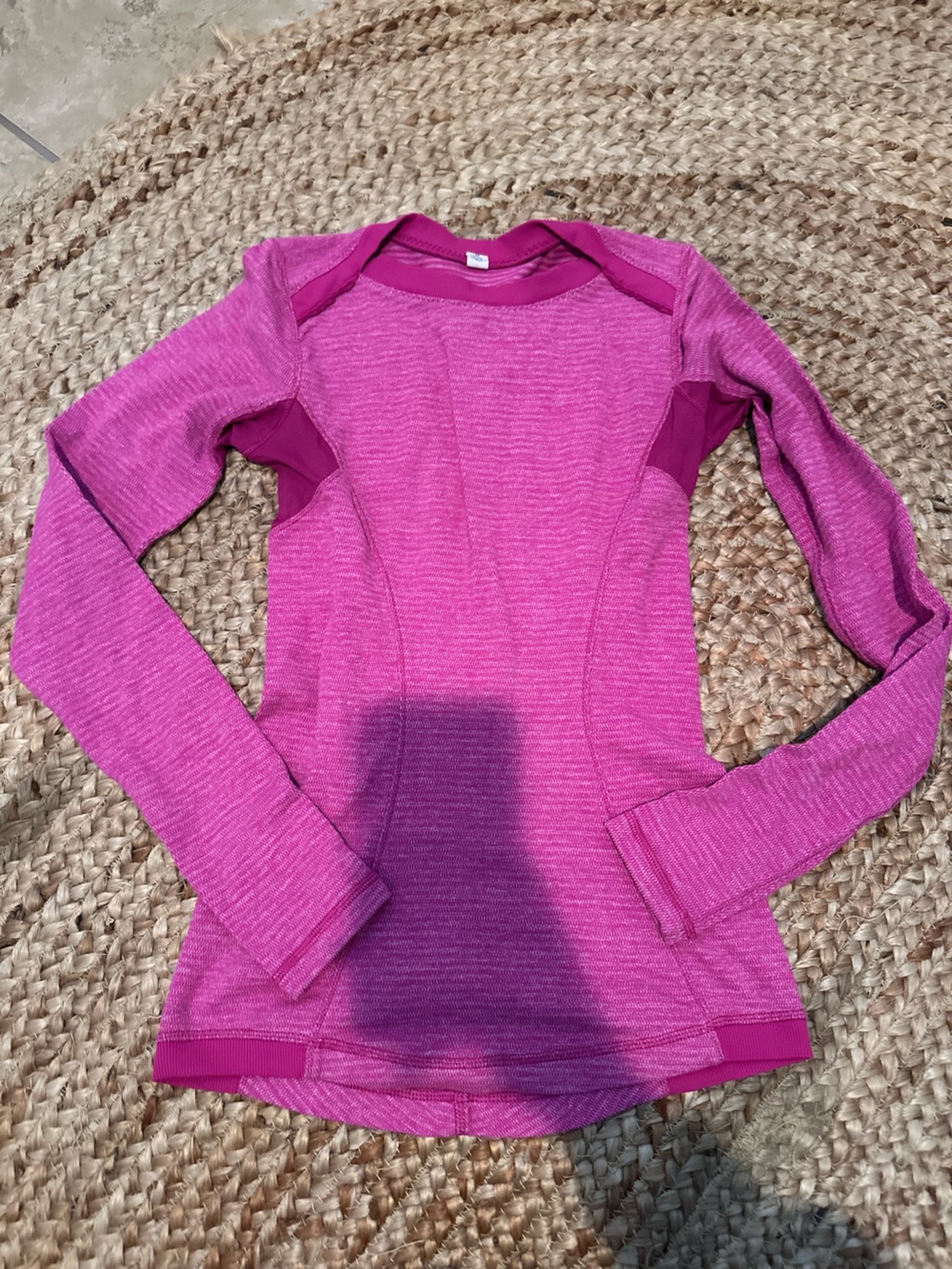 LULULEMON BASE RUNNER LONG SLEEVE - Picture 2 of 4